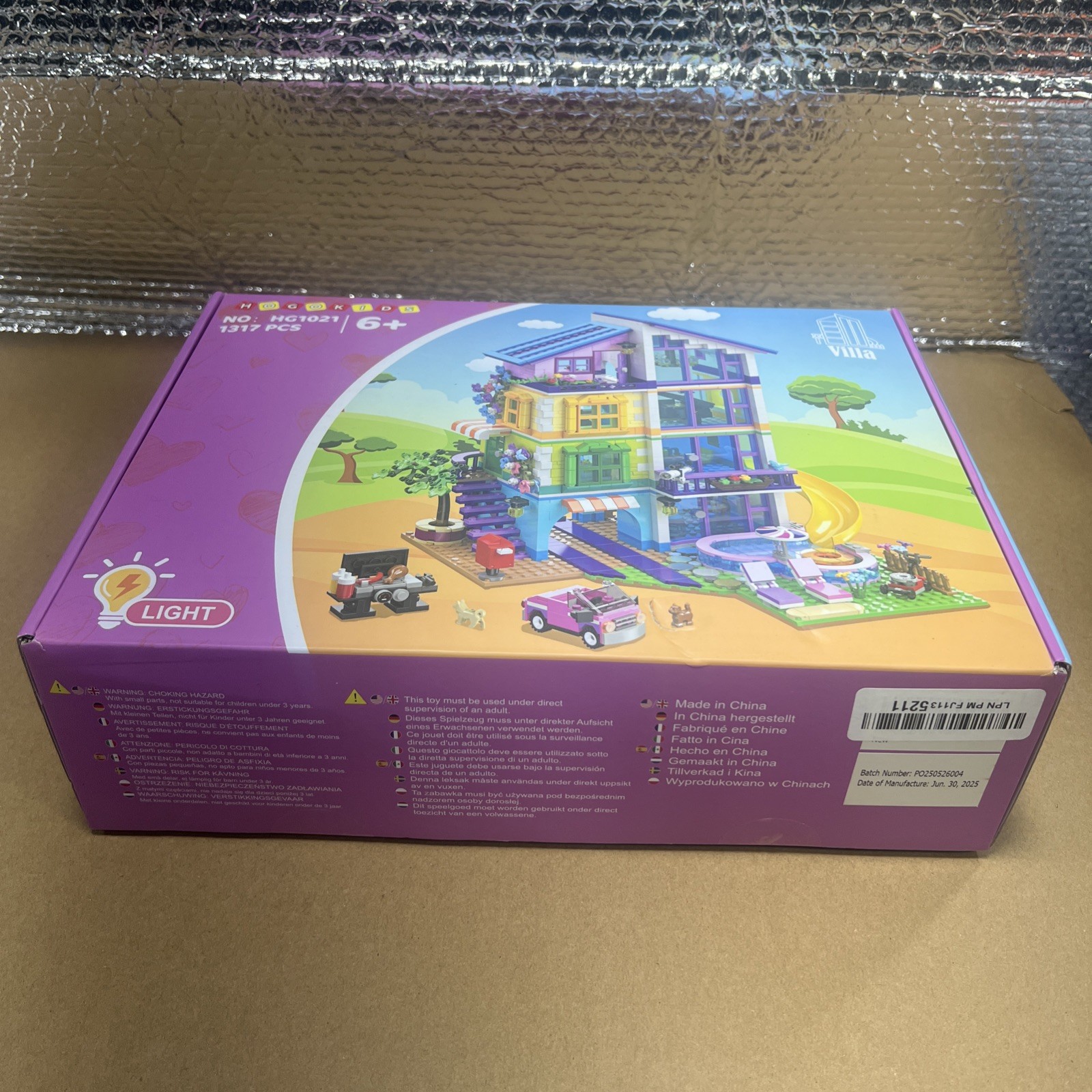 Girls House Building Set with LED Light – 1317 PCS Friends Villa Blo…