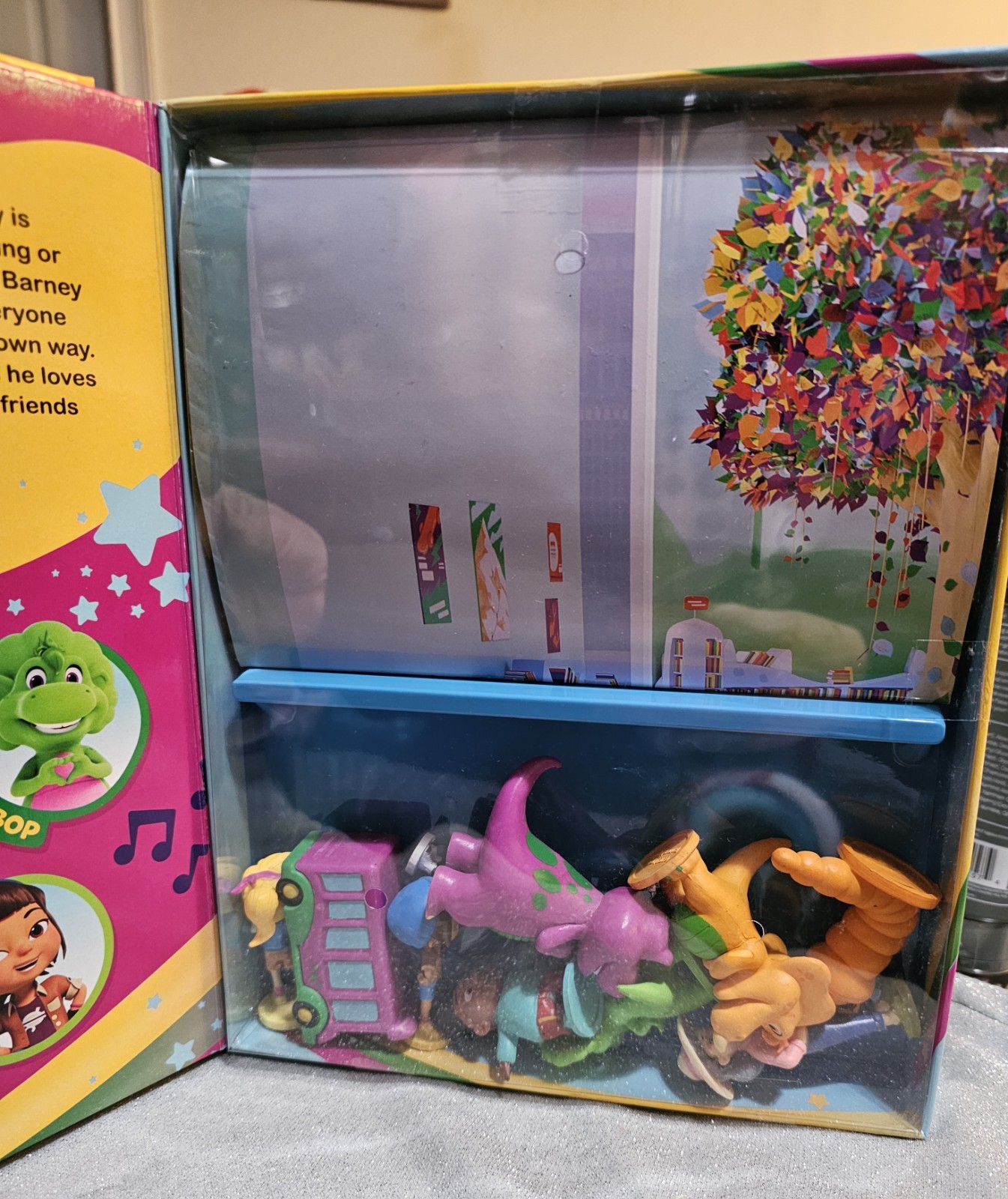Mattel My Busy Books Barney & Friends Storybook With 10 Figurines & Playmat NEW