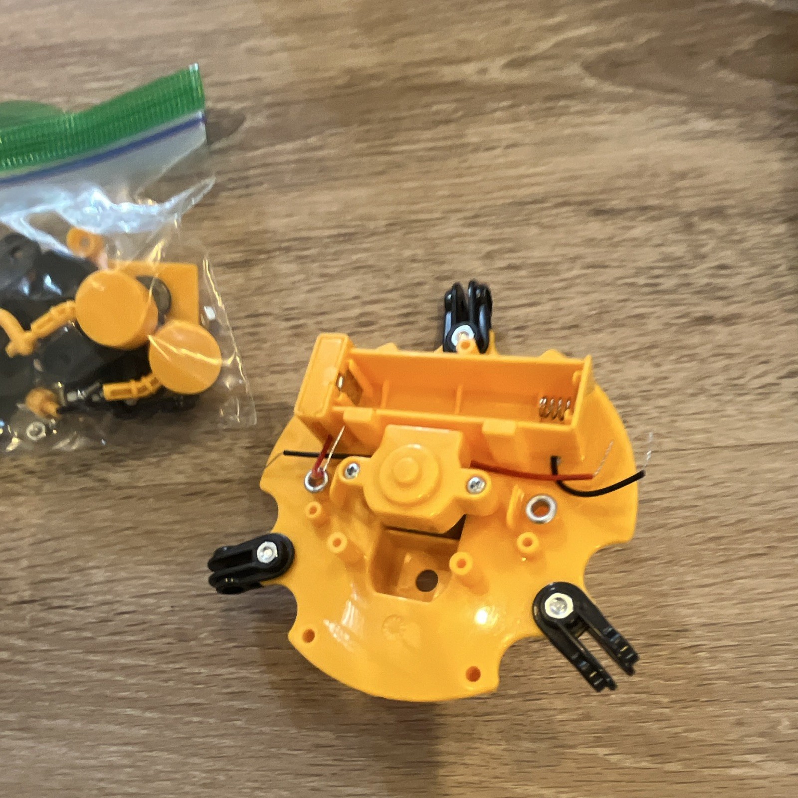 4M KidzRobotix Doodling Robot STEM Electronics Kit, Ages 8+, 2018