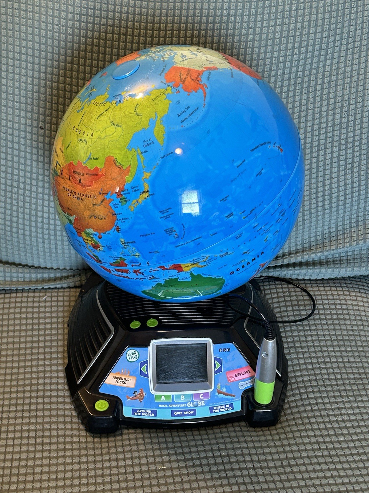 LeapFrog Magic Adventures Globe 2.8″ Video Screen BBC Videos Interactive Games