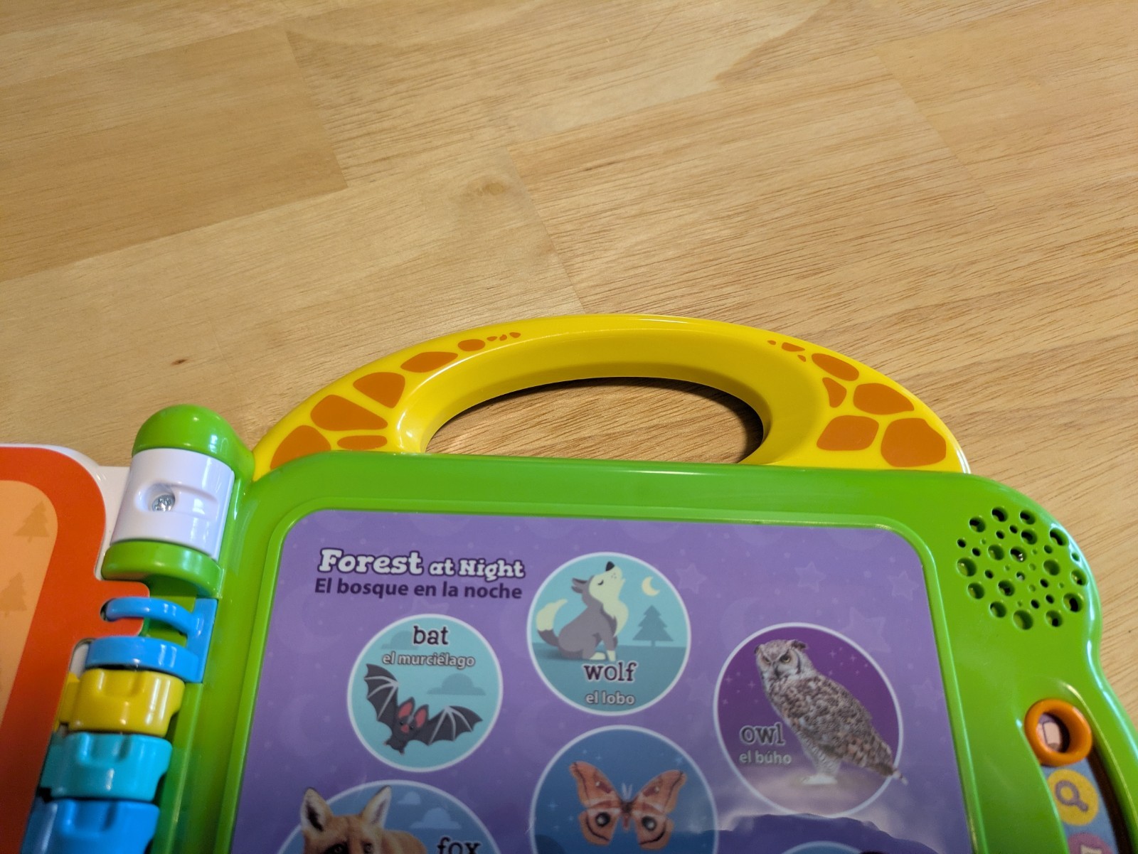 Leap Frog 100 Animals Book – Green Zoo Safari Woodland English/ Spanish speaking