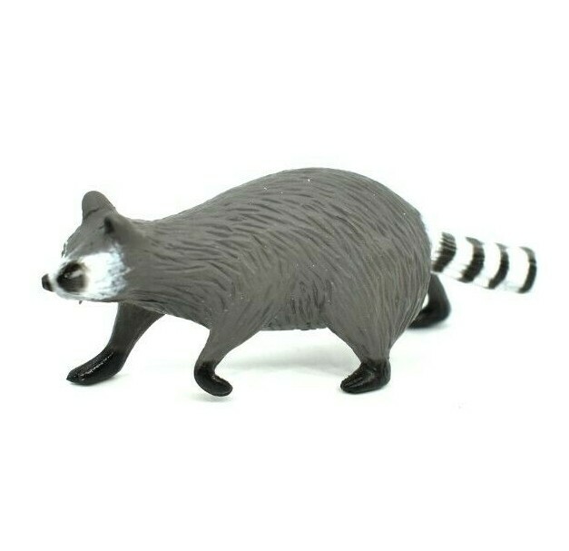 Raccoon, Very Nice Plastic Animal, Toy, Kids, Realistic Figure, 2.5″ F206