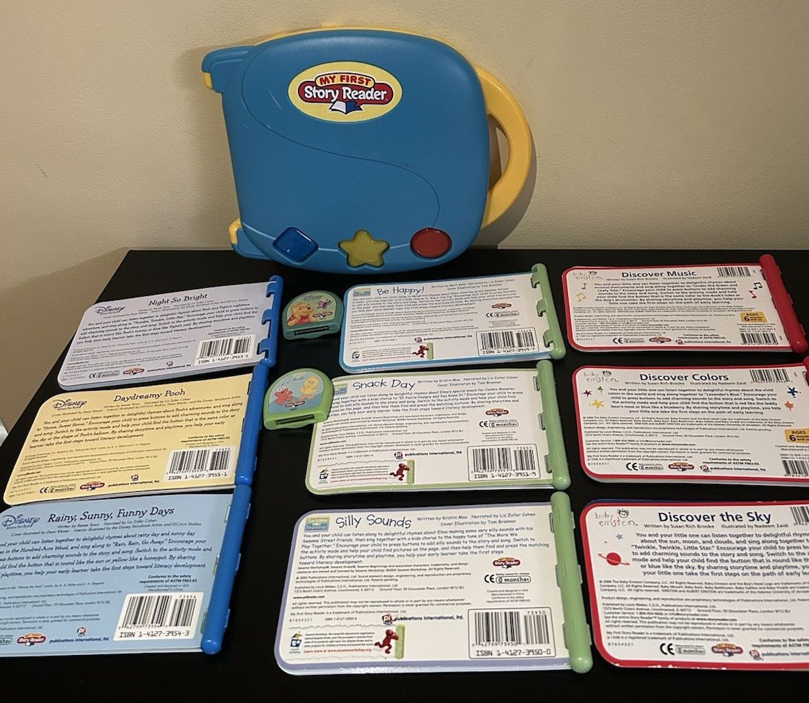 MY FIRST STORY READER with 9 interactive BOOKS & 2 cartridges dated 2005 EUC