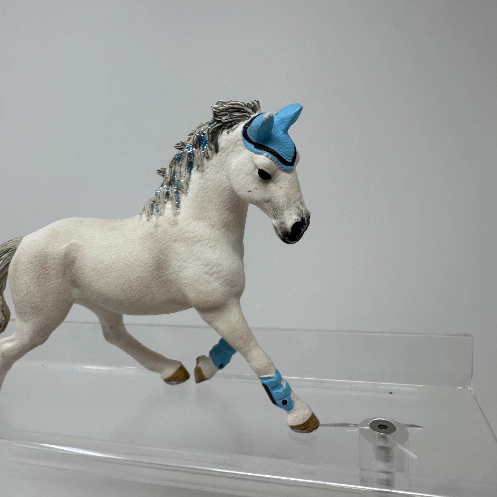 Schleich Hanoverian Mare Tournament Figure White Horse Stallion Animal Figurine