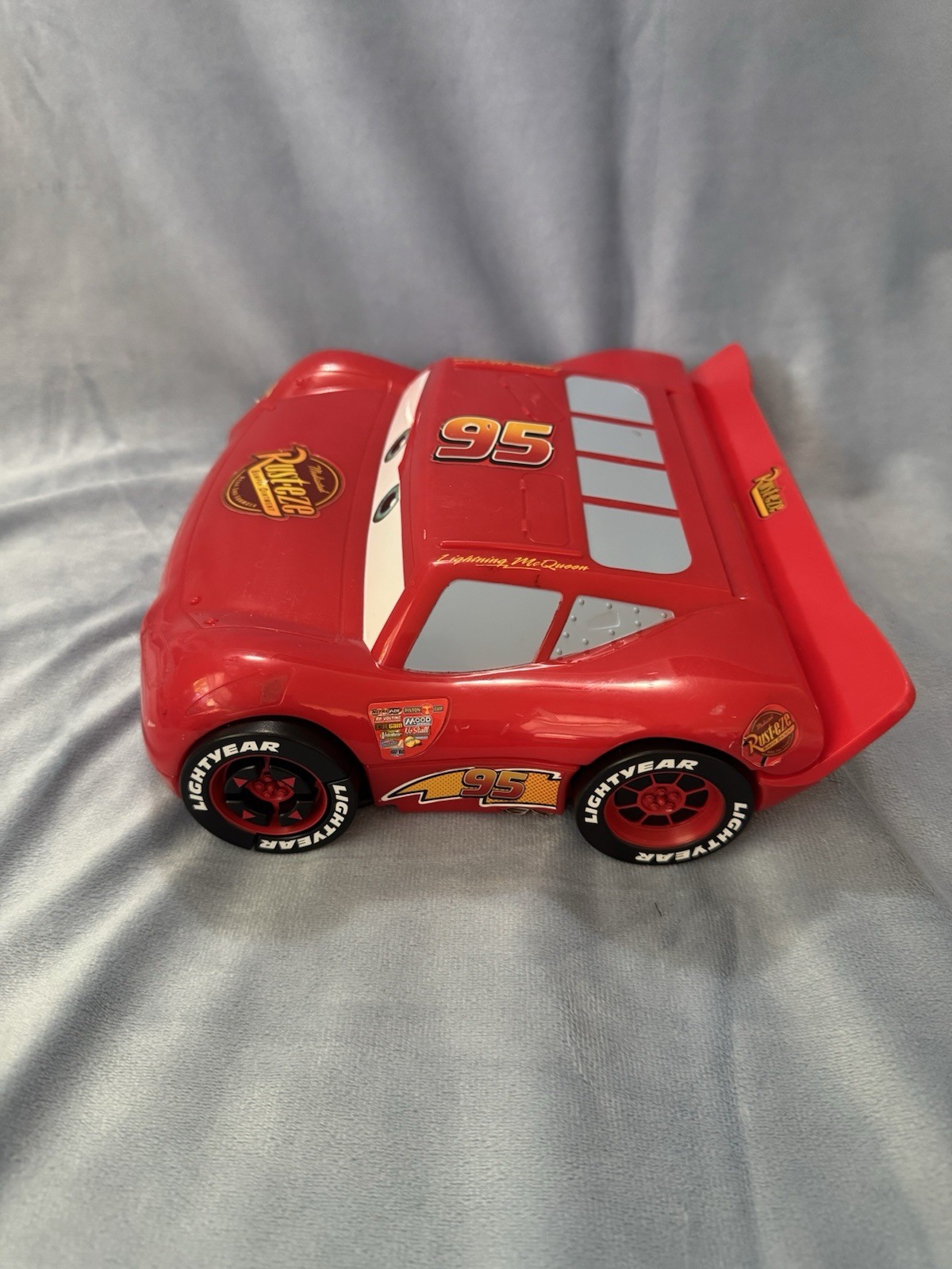 Disney Pixar Cars 2 Lightning McQueen VTech Learning Laptop W/ Mouse Works