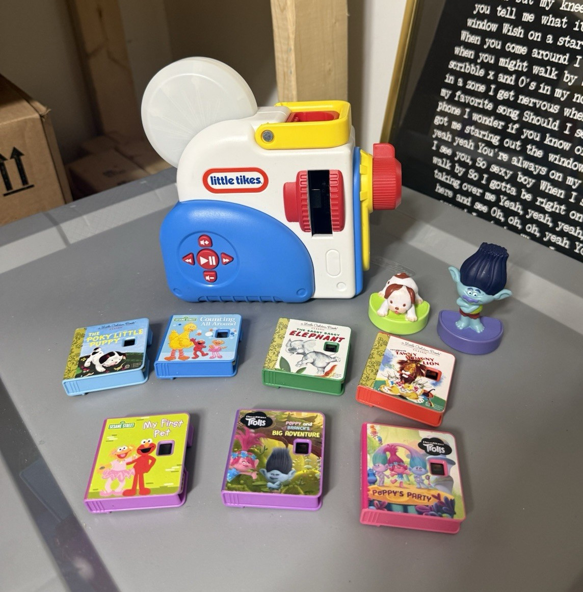 Little Tikes Story Dream Machine Projector w/ 7 Story Cartridges + 2 Figurines