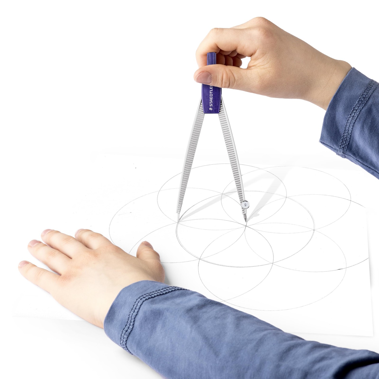 STAEDTLER Metal Drawing Compass, Geometry Tool, 4-7/8in with Safety Point &…