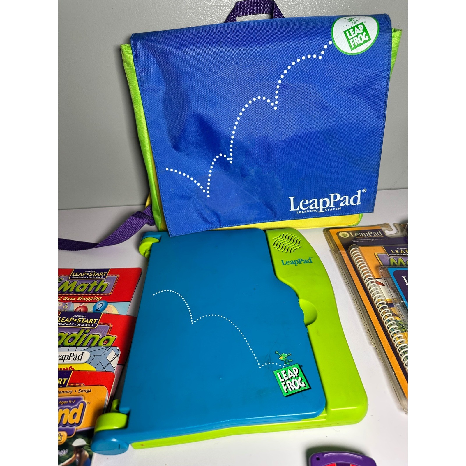 LeapFrog LeapPad Learning System Backpack 7 Books Cartridge Math Reading Science