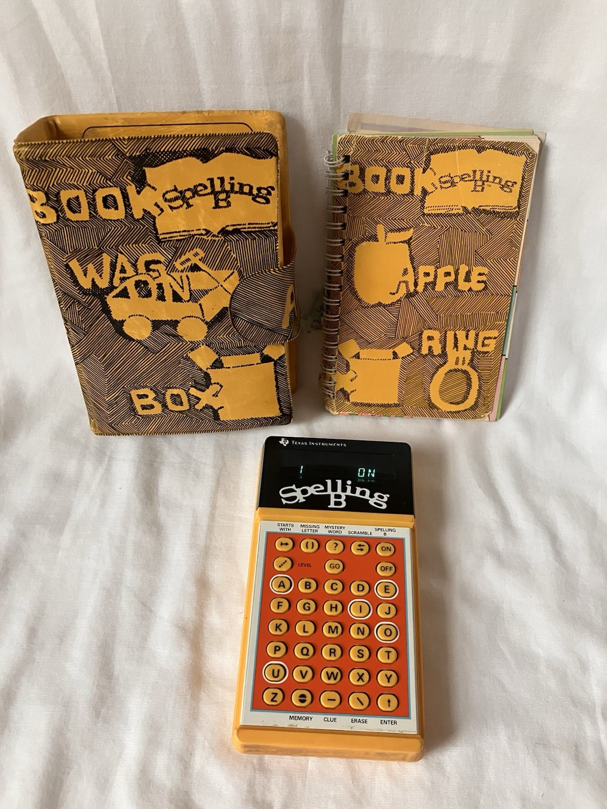 1978 Vintage Texas Instruments Spelling B In Case With Picture Book