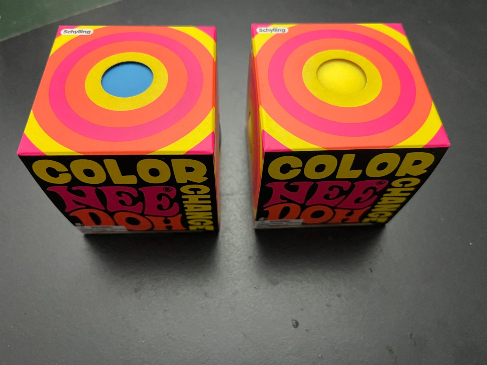 Needoh Color Change Squish Toys – Blue and Yellow – Squeezable Stress Reliever