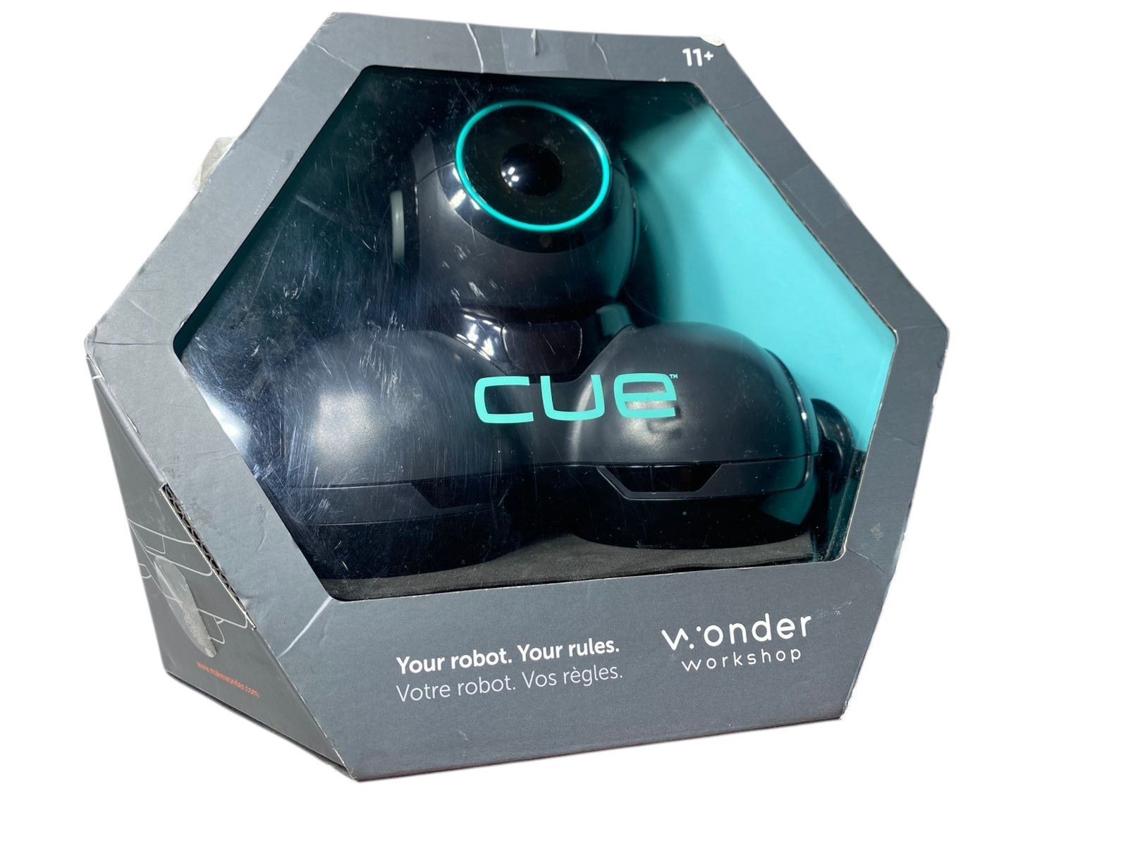 Wonder Workshop CUE Coding Cleverbot QU01