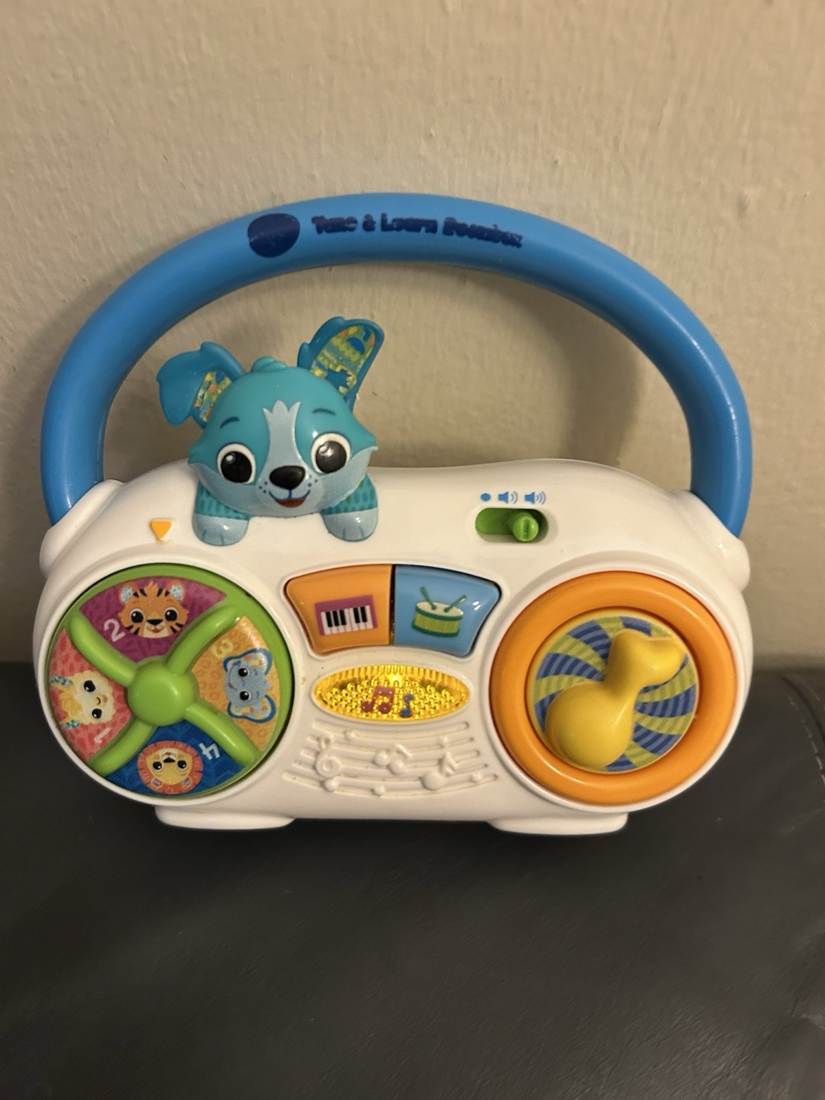 VTech Tune and Learn Boombox 6-36 Months 90+ Songs Sounds Phrases Toy, Works!