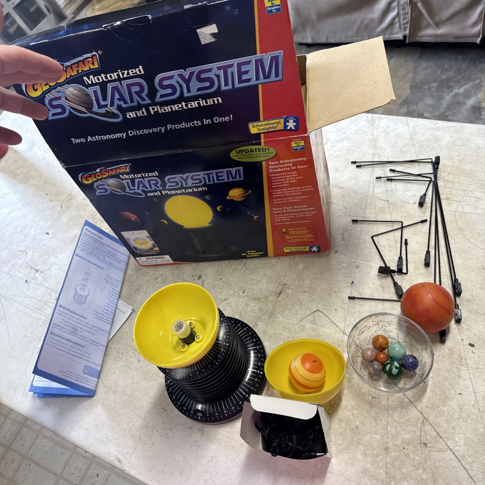 Educational Insights GeoSafari Motorized Solar System Project A Star Show WORKS