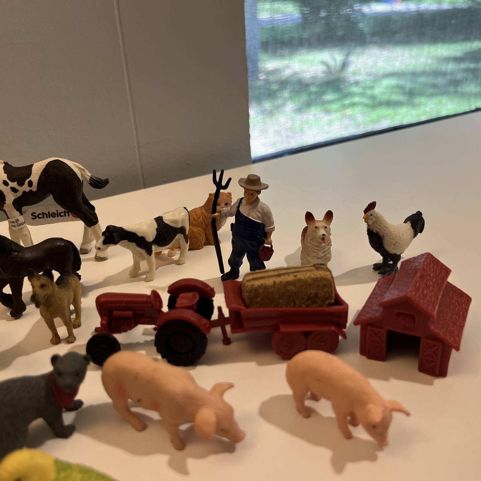 Mixed Toy Animal Lot Of 25 Schleich, Safari Ltd & More Farm Zoo Pets & Tractor