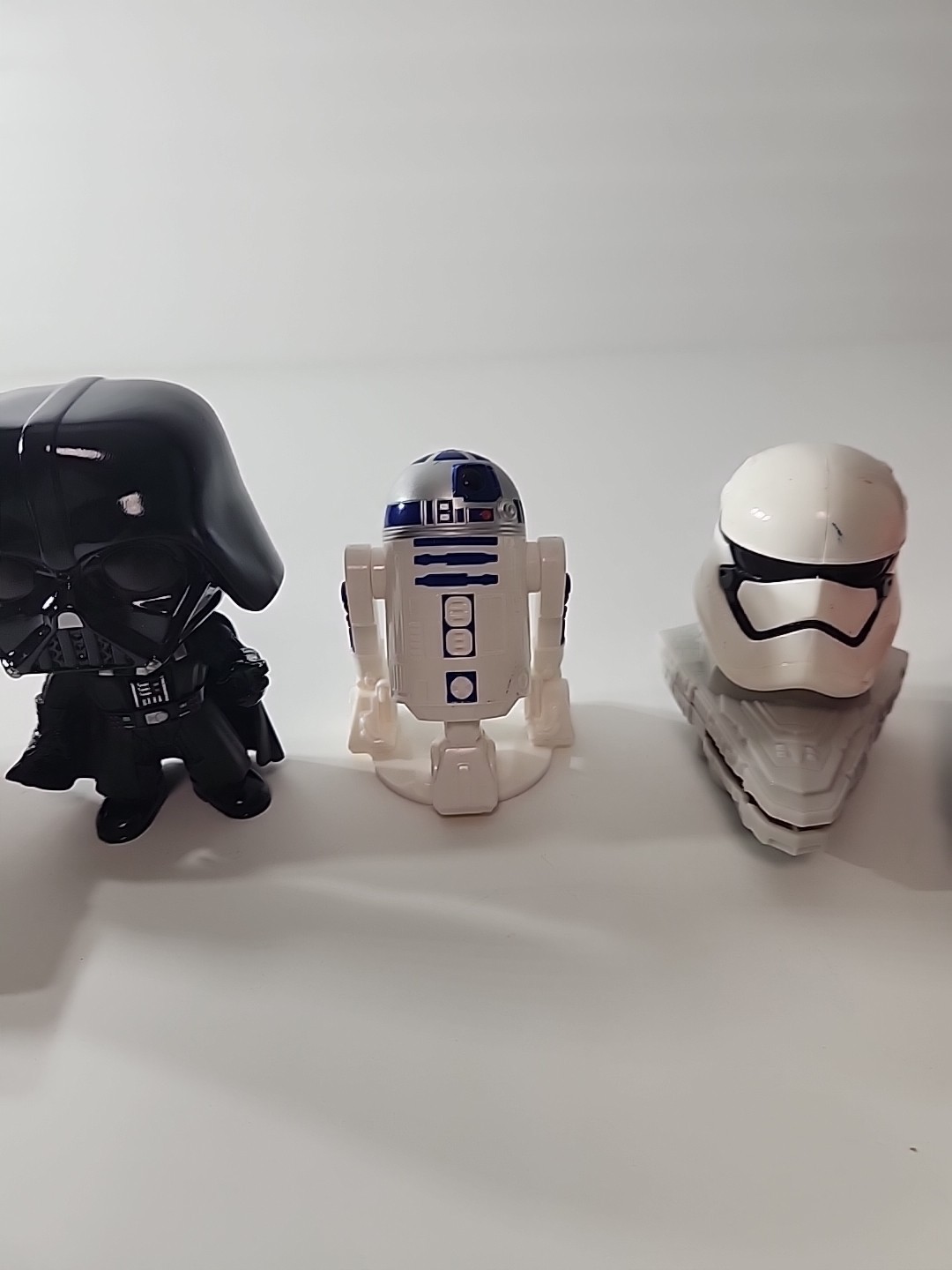 5 Star Wars toys. 1 Darth Funko Bobble-head. 4 McDonalds 2020 Happy Meal Toys