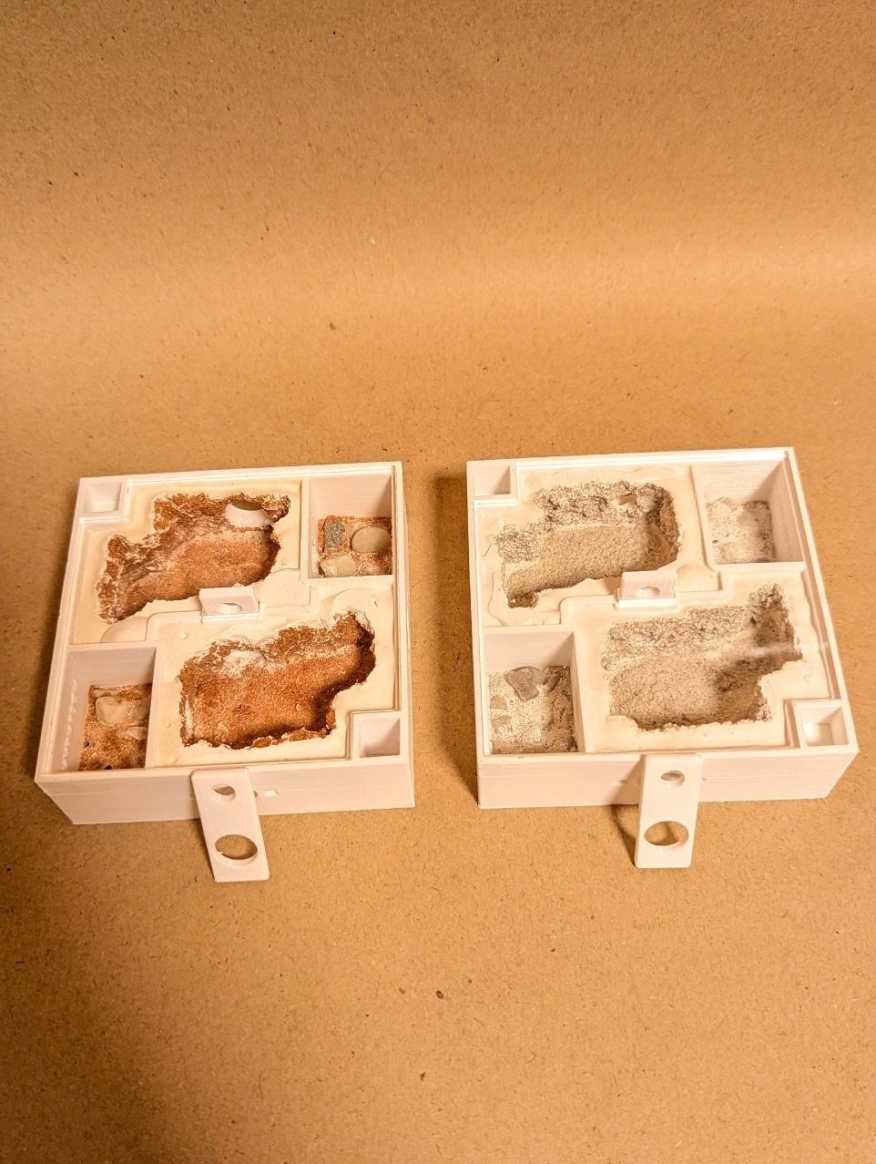Modular Ant Farm Formicarium 9×9 cm – Light Beige Sand & Standard Plaster