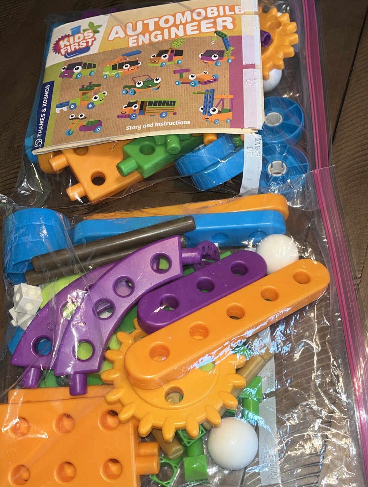 100+ Piece Thames & Kosmos Kids First Automobile Engineer Kit w Storybook **