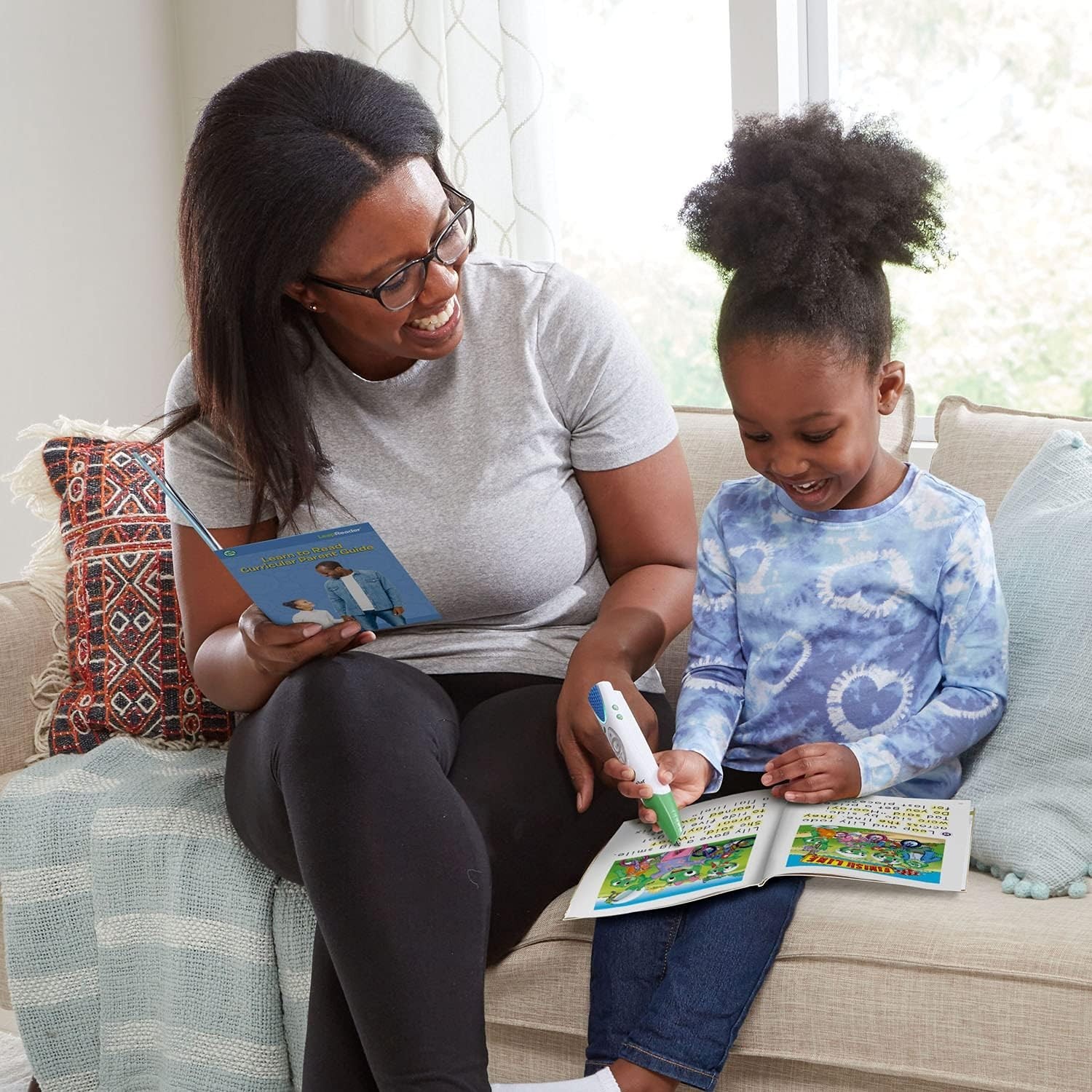 LeapReader System with 10 Learning Books for Kids Ages 4-8, Rechargeable Pen