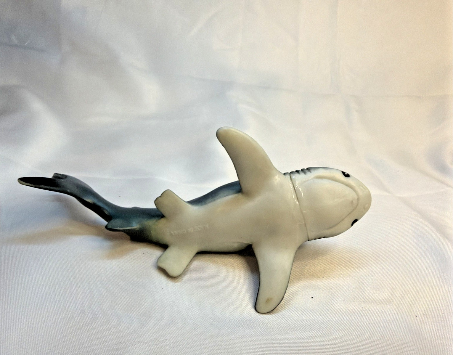 Lot of 4 Shark and 1 Whale Diorama or Plastic Educational Toy