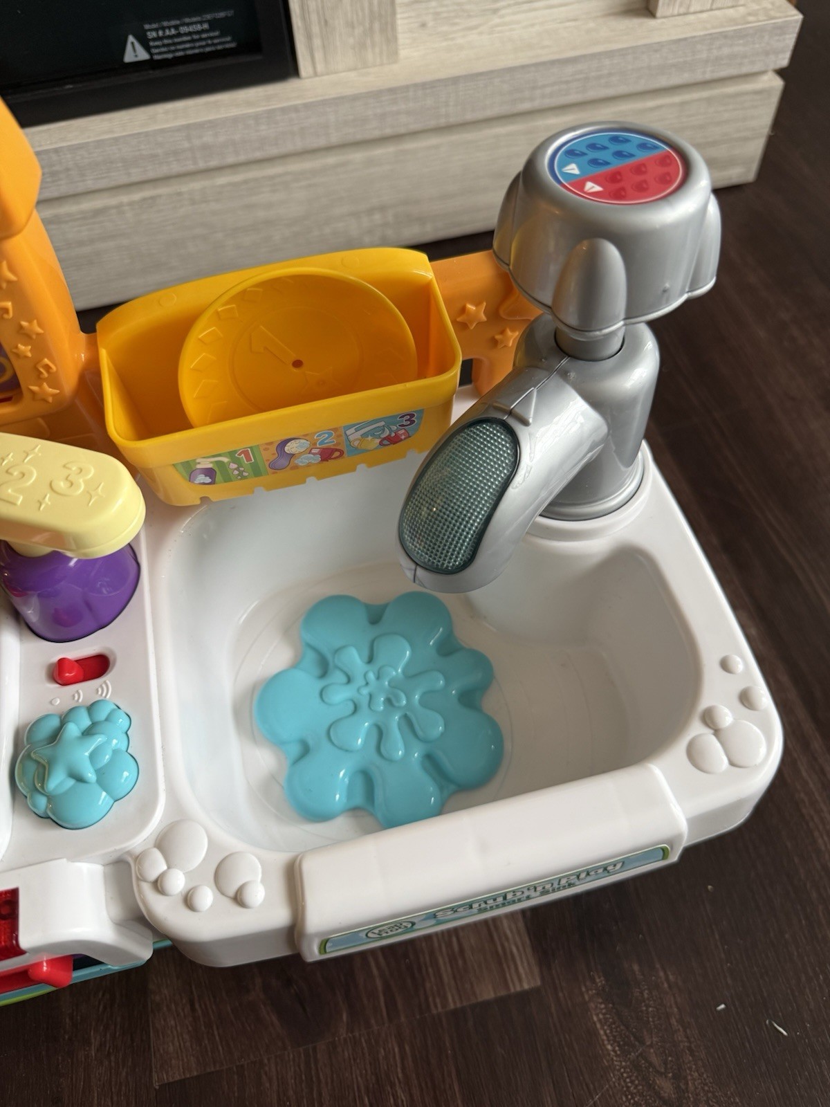 LeapFrog Scrub ‘n Play Smart Sink (English Version) Working