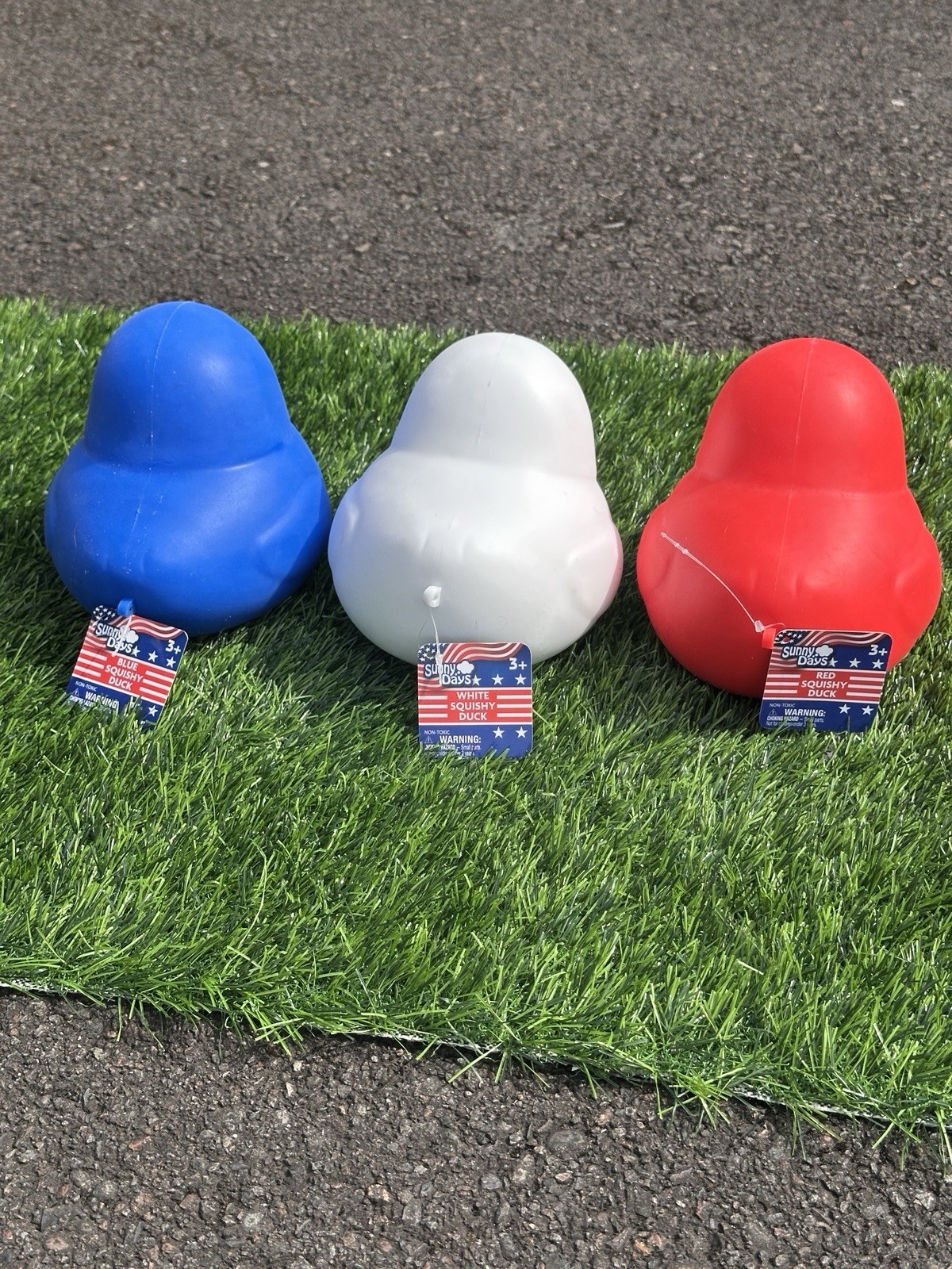 Sunny Days Jumbo Squeezy Duck Squishy Toy Lot Of 3 New – Red, White, Blue 🇺🇸