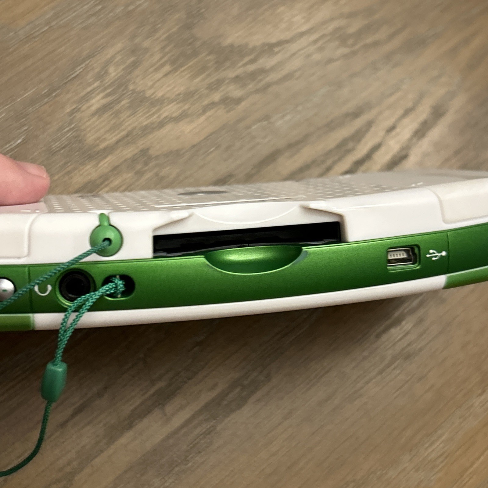 Leap Frog Leapster GS Explorer Green and White Handheld Video Game Console