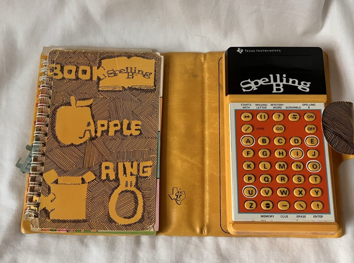 1978 Vintage Texas Instruments Spelling B In Case With Picture Book