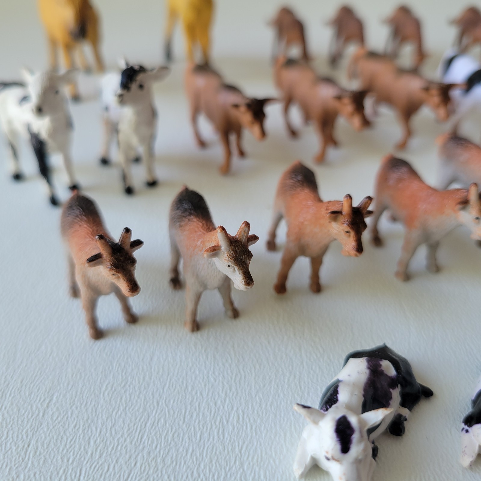 30pc Farm Animal Mini Figures: 7 Branded (Britains, Ertl, Jarman) + 23 Unbranded