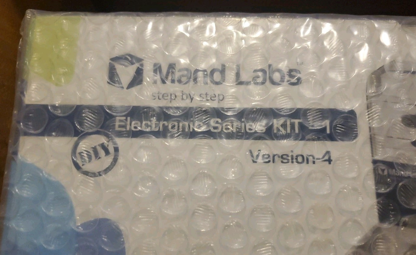 Mand Labs Electronic Series KIT-1 Standard Edition, Version 4 for STEM Learning