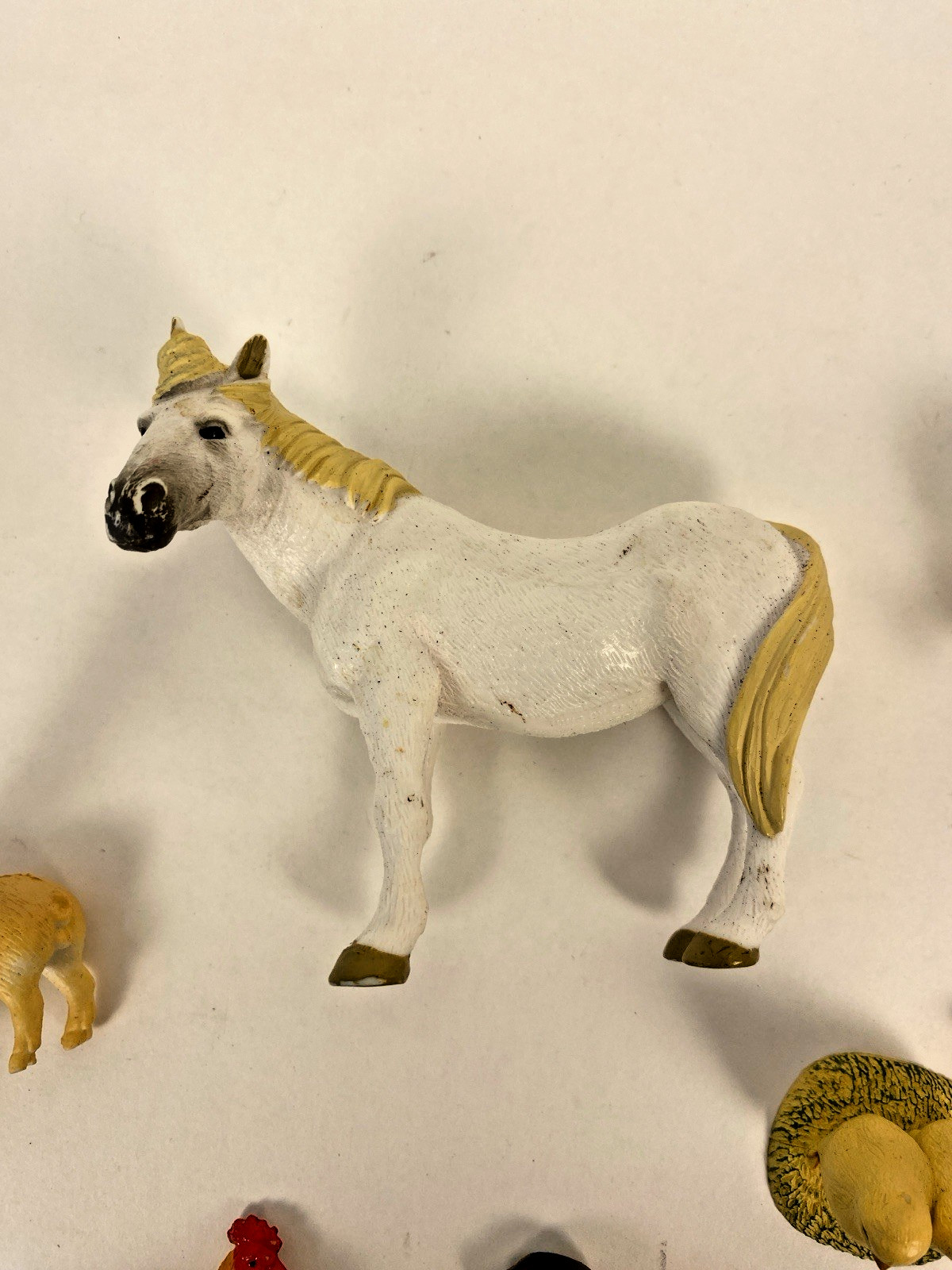 Lot 14 pcs Assorted Small Plastic Farm Animals Horse Sheep Dog Geese Chicken Pig