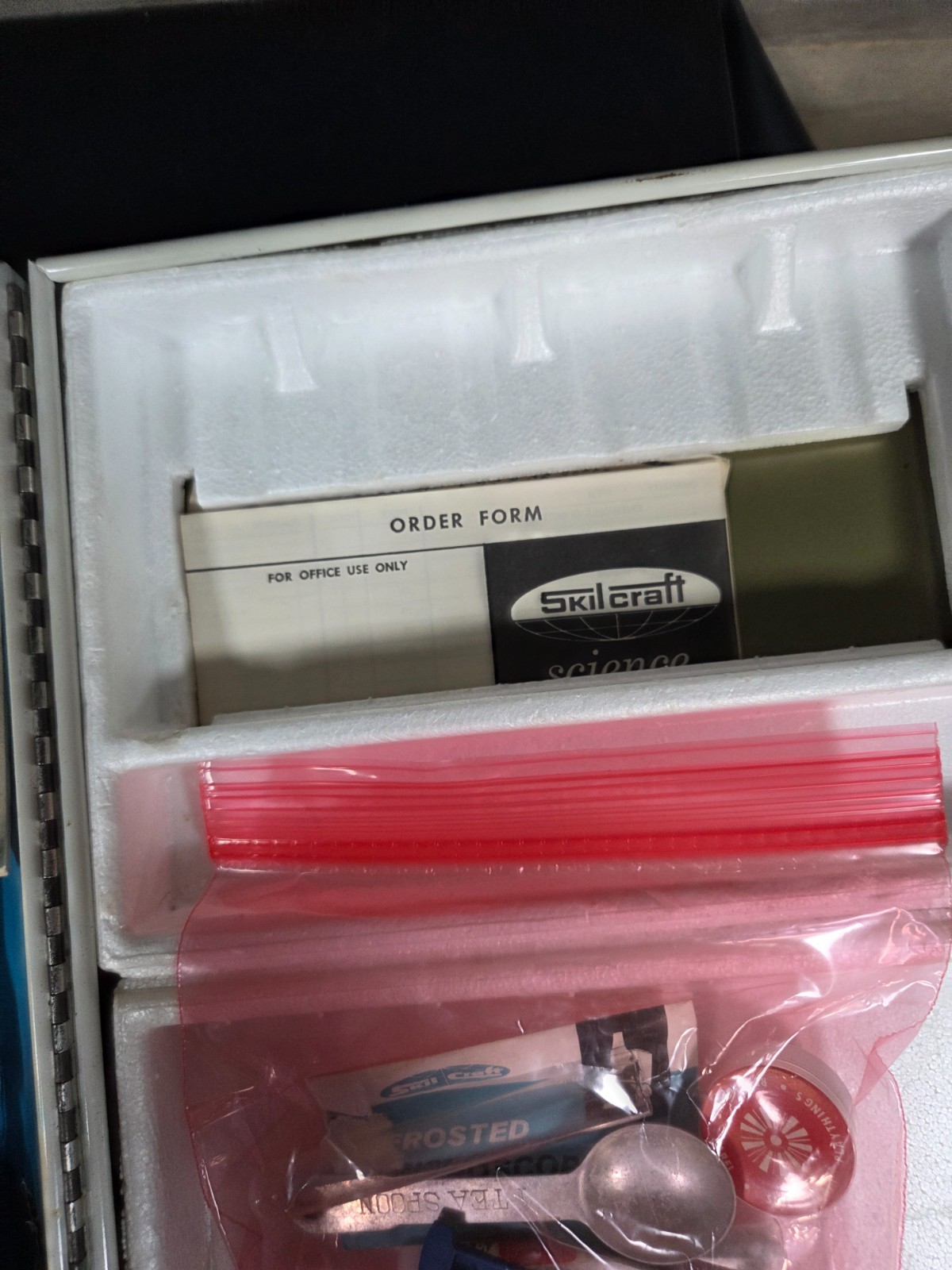 1960’s ​Vintage Skil Craft Microscope lab science toy hobby metal case