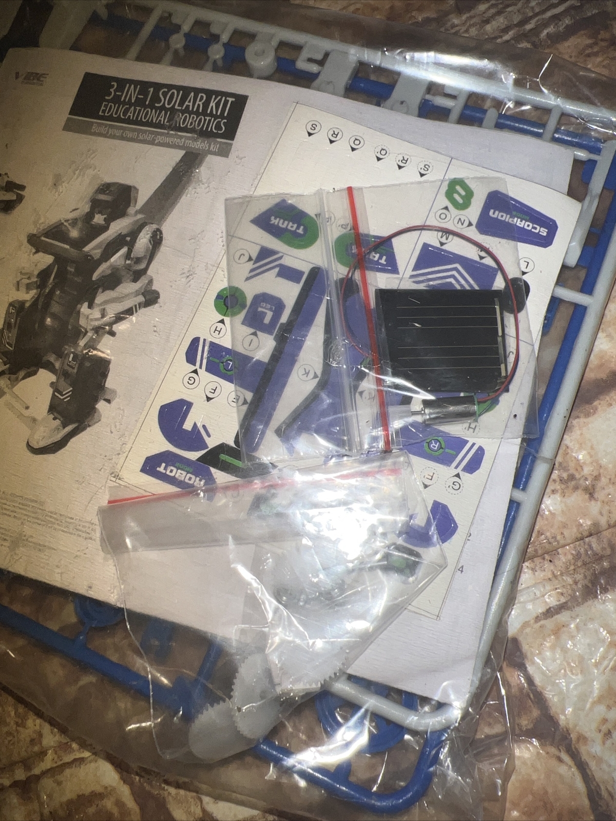 3-IN-1 SOLAR KIT EDUCATIONAL ROBOTICS VIBE ROBOT TANK SCORPION DIY Solar Kit