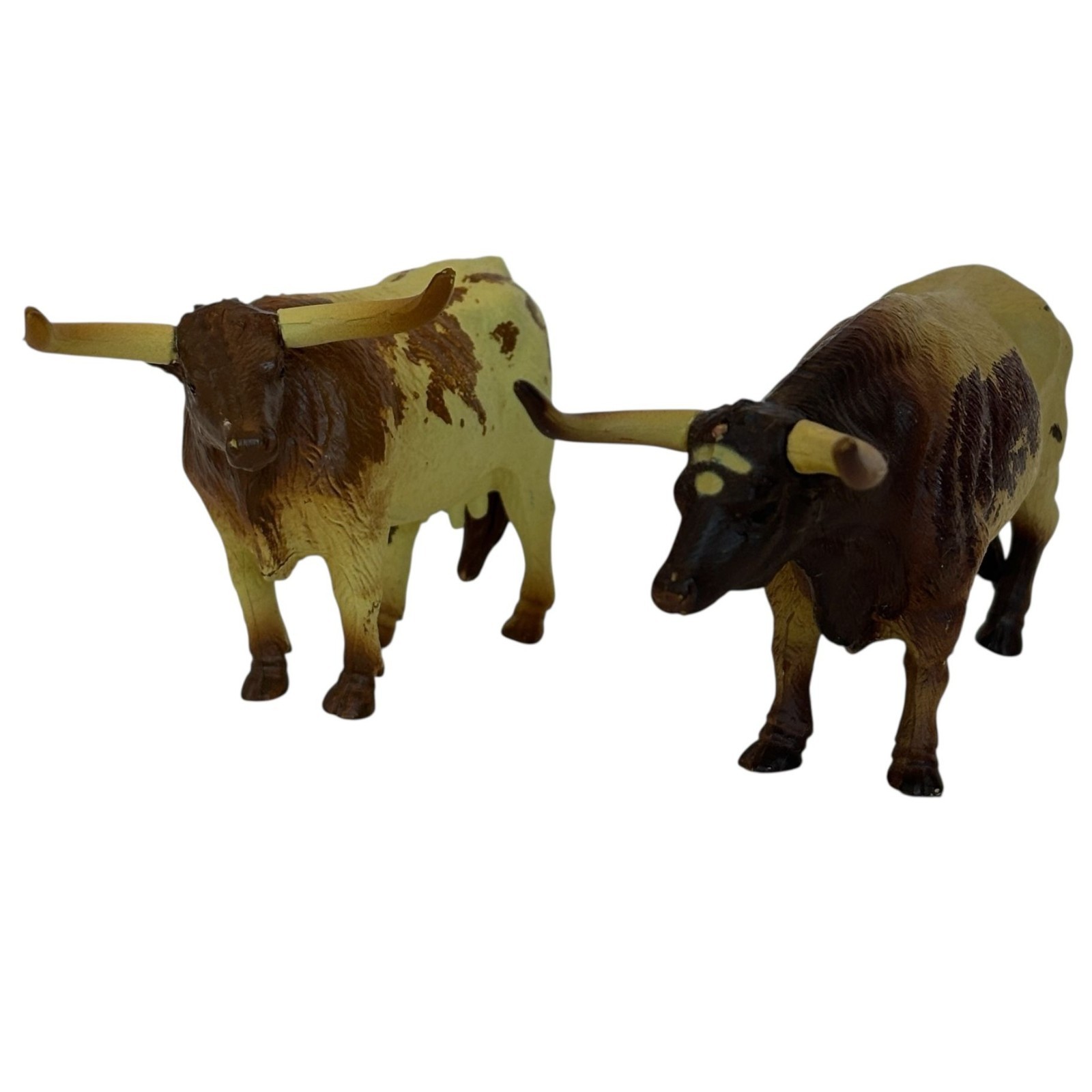 New Ray Texas Longhorns Cow and Steer Farm Animals Toys Plastic Country 4 Inches