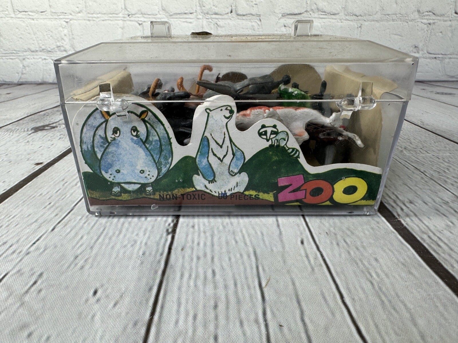 Vintage Knoxville Zoo 32 Piece Plastic Zoo Animals Hong Kong Ages 4 And Up, VGC!