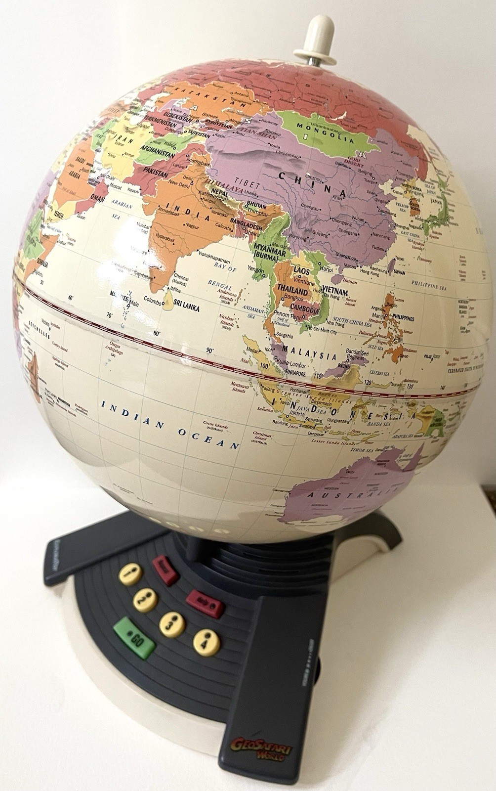 Geo Safari World Interactive Electronic Explorer Toy Geography Learning Toy