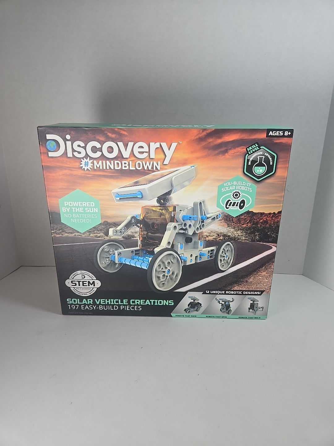 Discovery Children Mindblown STEM 12-in-1 Solar Robot Creation 197-Piece Kit