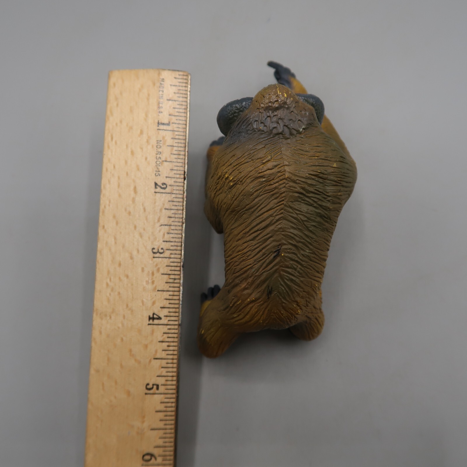 1998 PV Play Visions Orangutan Animal Figure Realistic Detailed 4 inch
