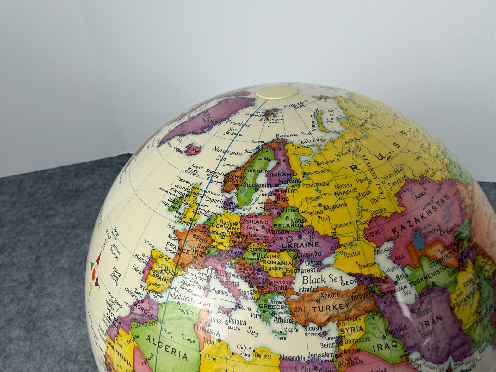 Leap Frog Interactive Talking Smart Globe Eureka Challenge Geography Game Works