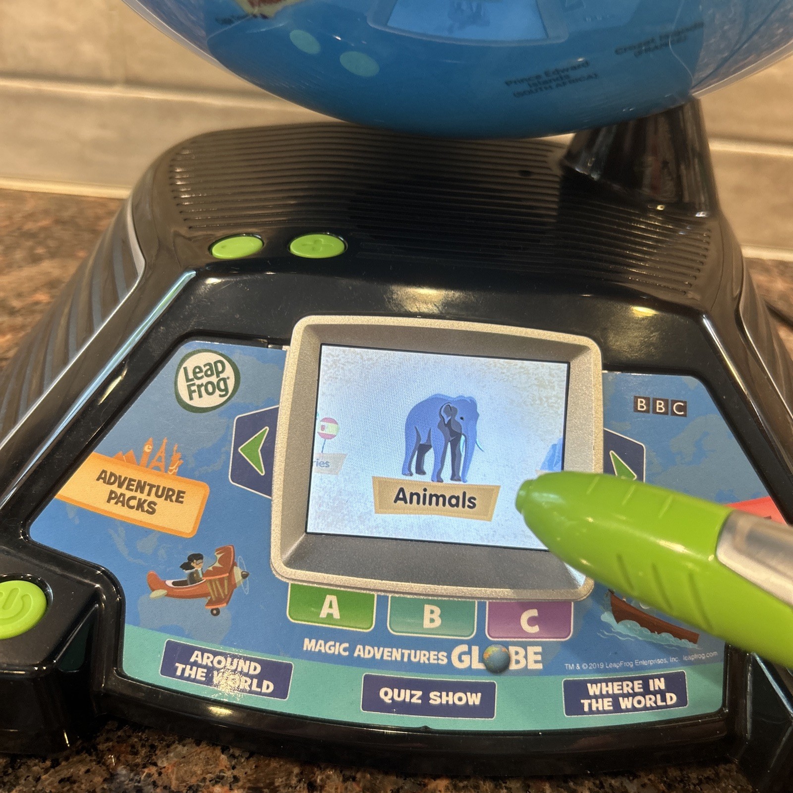 LeapFrog Magic Adventures Globe BBC Educational Interactive Toy & Stylus TESTED