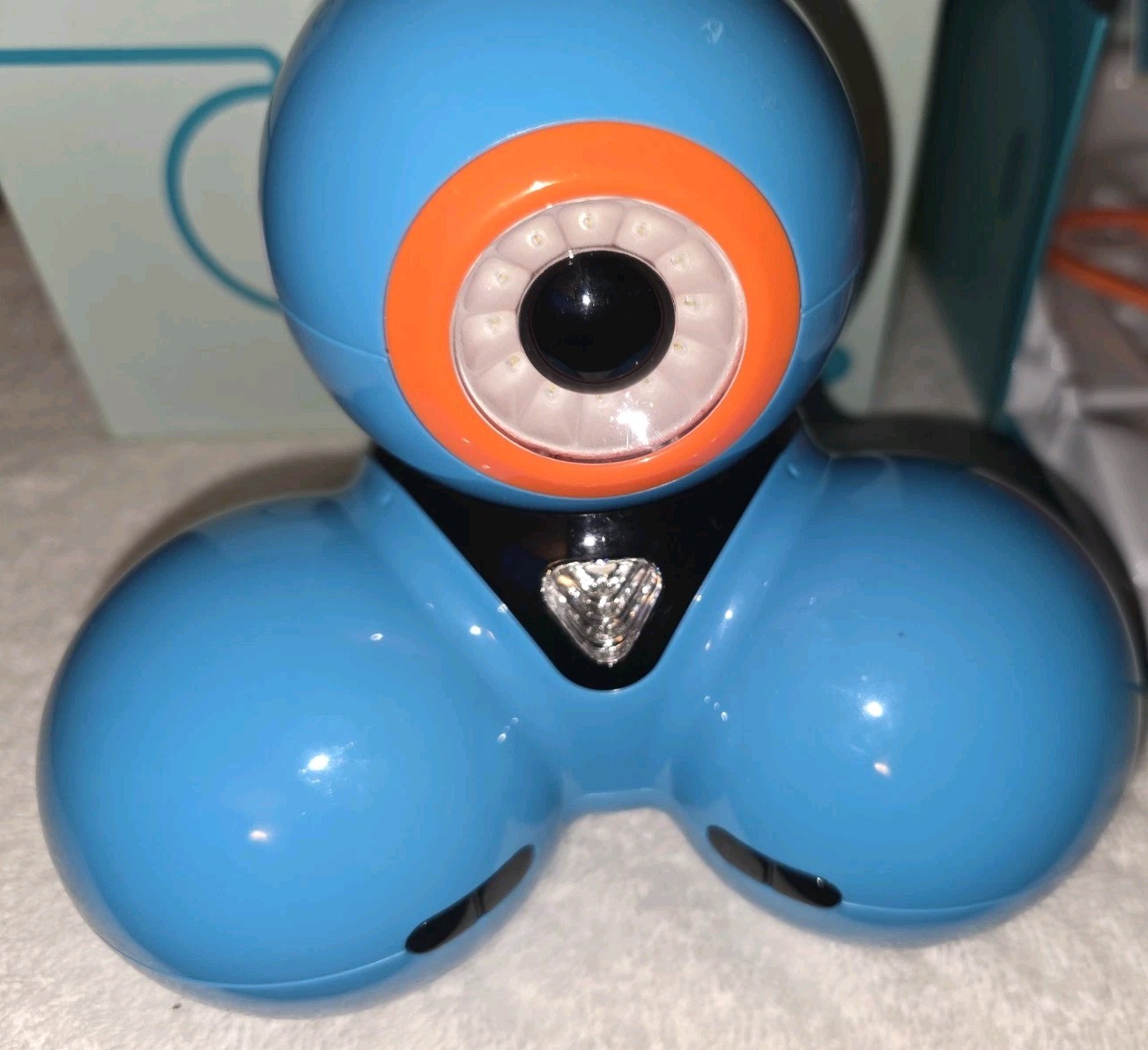 Wonder workshop Dash Coding Robot W/ USB charging cable And Box Tested Working