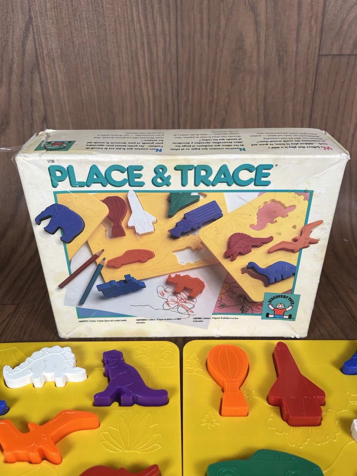 1990 VTG PLACE AND TRACE PUZZLE STENCIL SET Discovery Toys Complete