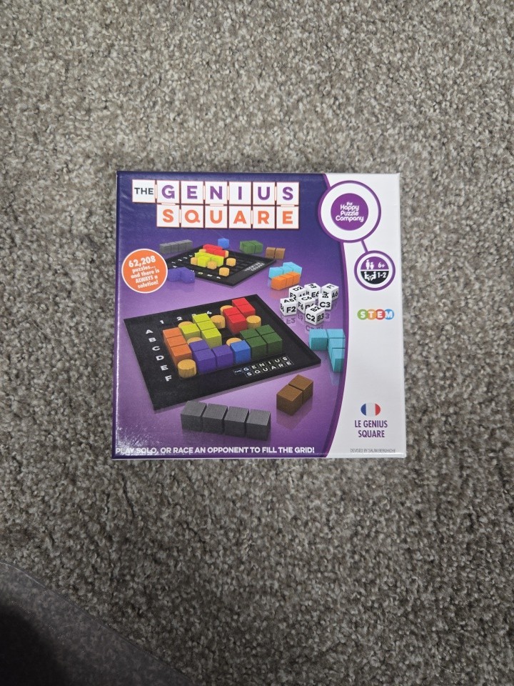 “The Genius Square” Game of the Year Award Winner – Stem Puzzle SEALED