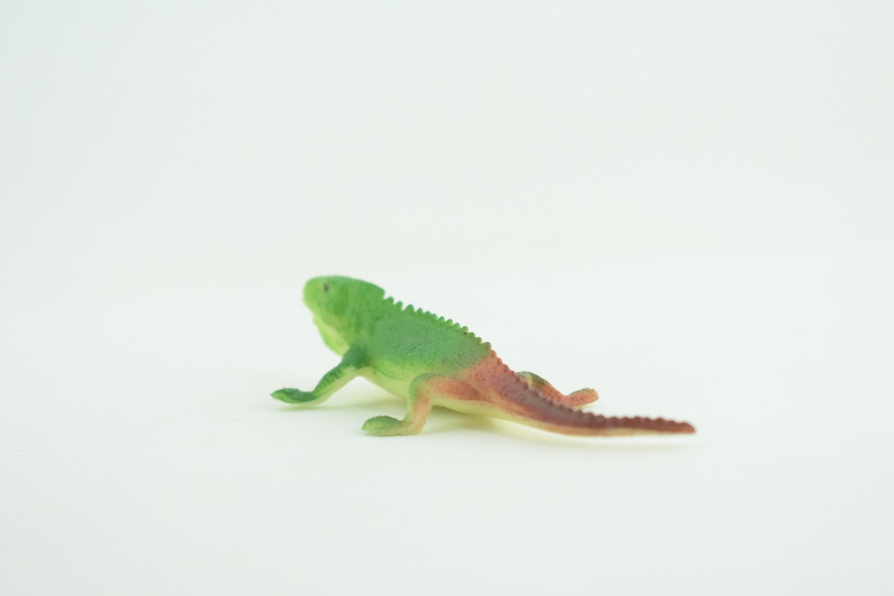 Green Iguana with Brown Tail, Toy Lizard, Hand Painted Rubber 2.5″ WR45 B197