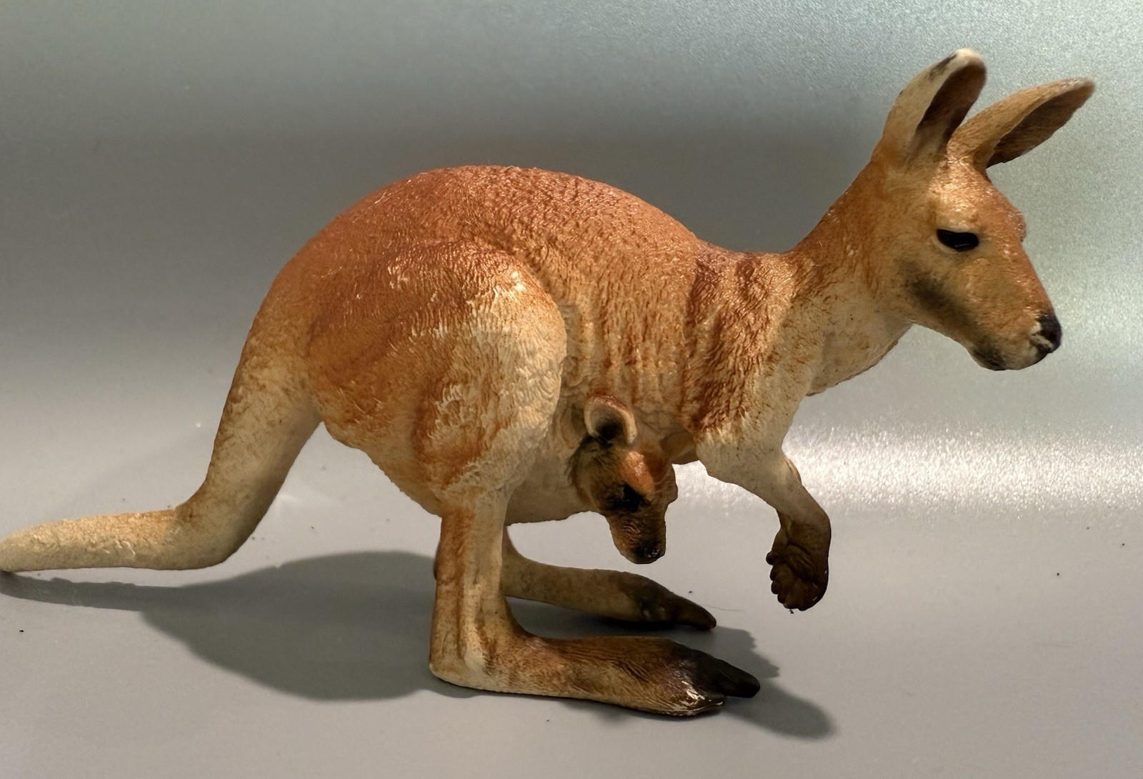 Schleich Red Kangaroo with Joey 14689 Australia Wildlife Figure 2015 Retired