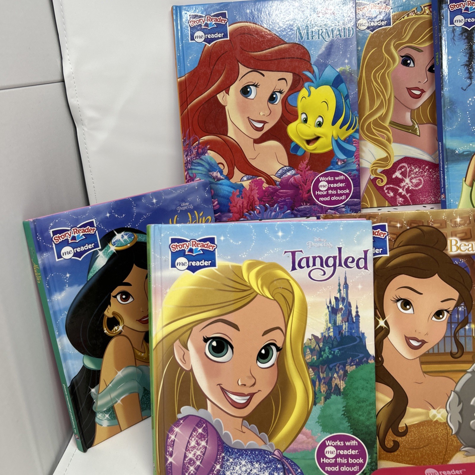Disney Princess ME READER with 8 Books Electronic Story Reader/ Works Great!