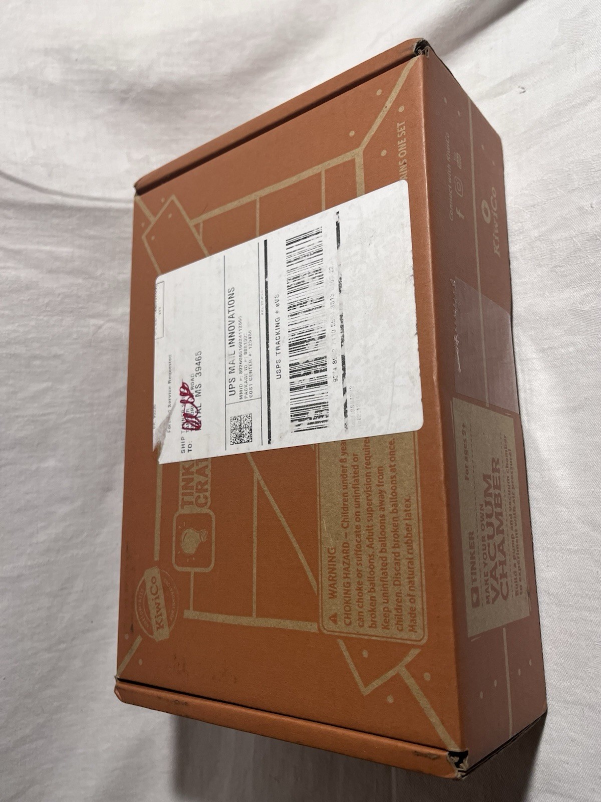 Kiwi Co Tinker Crate Vacuum Chamber – New, Unopened And Sealed