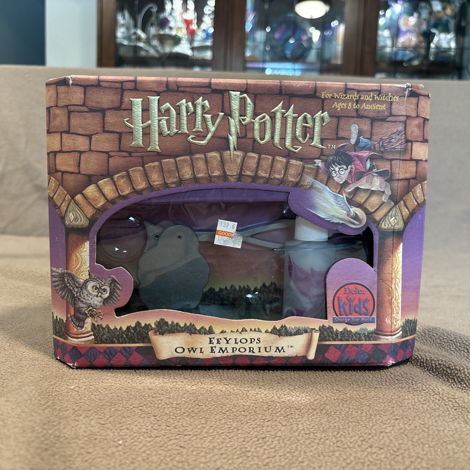 HARRY POTTER “Eeylops Owl Emporium” Hands-On Science Activity Kit for Ages 8+