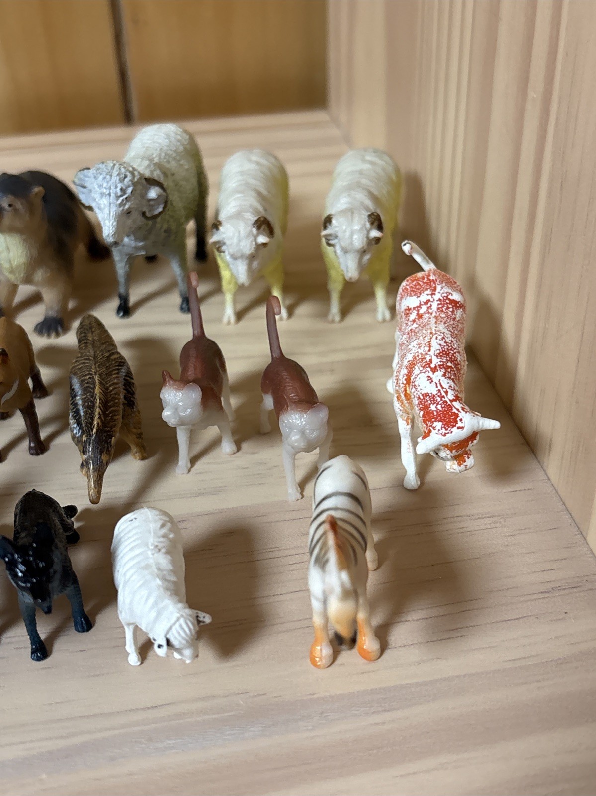 Animal Figure Zoo Safari Farm Wildlife Plastic Toys Mixed Animals Lot of 27