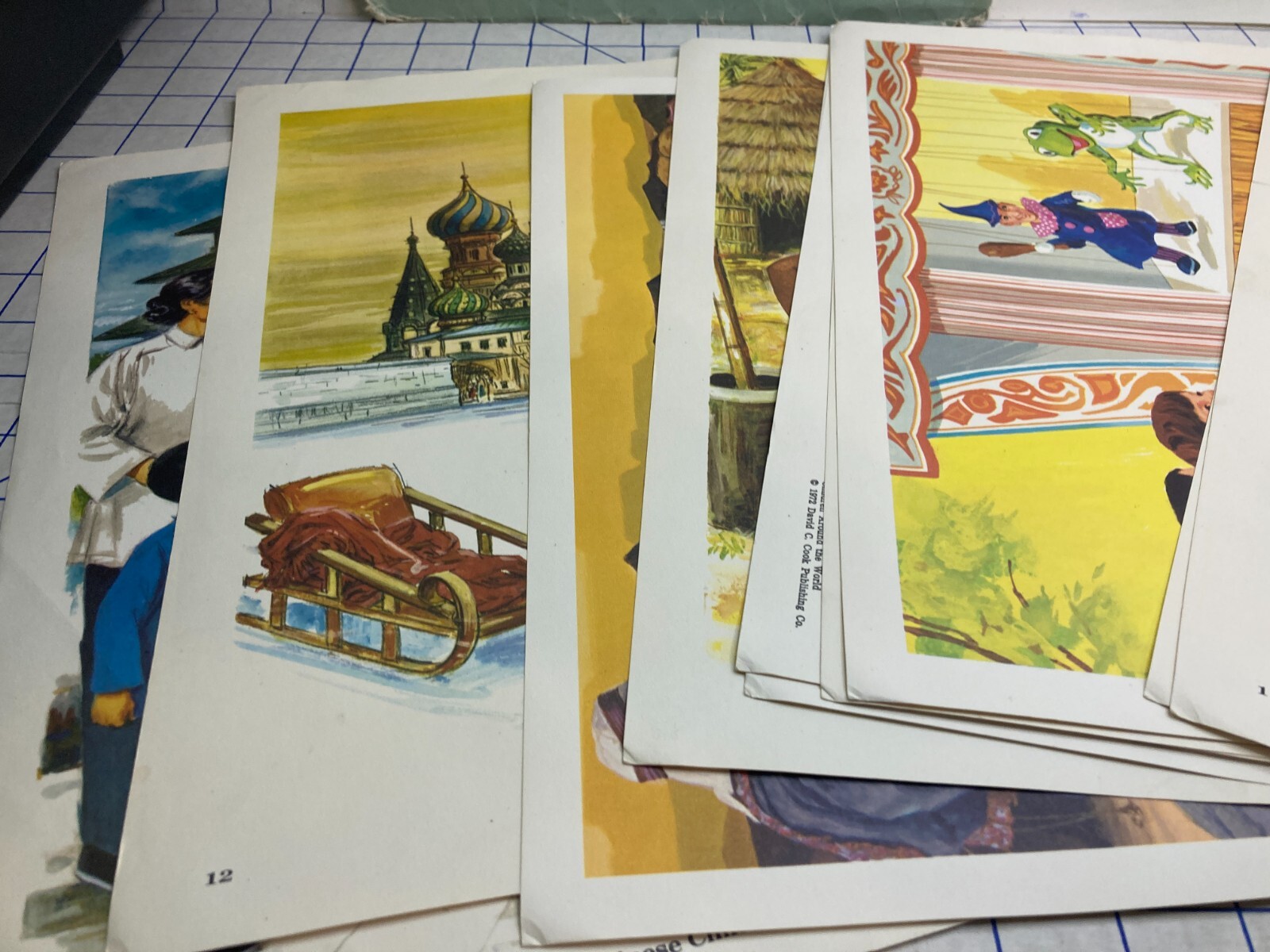 Teaching Pictures Children Around the World vintage 10 color pictures 1967