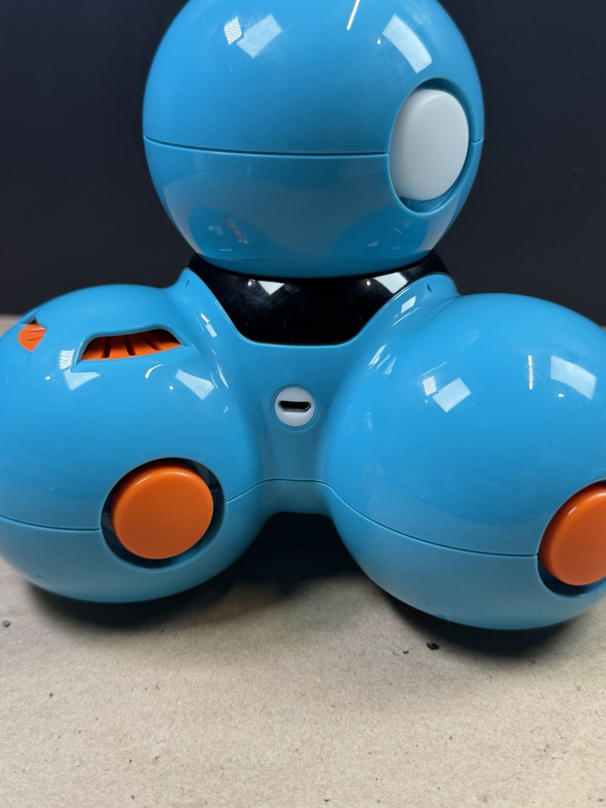 Wonder Workshop Dash Robot Blue Interactive STEM Coding Toy Ships Fast!